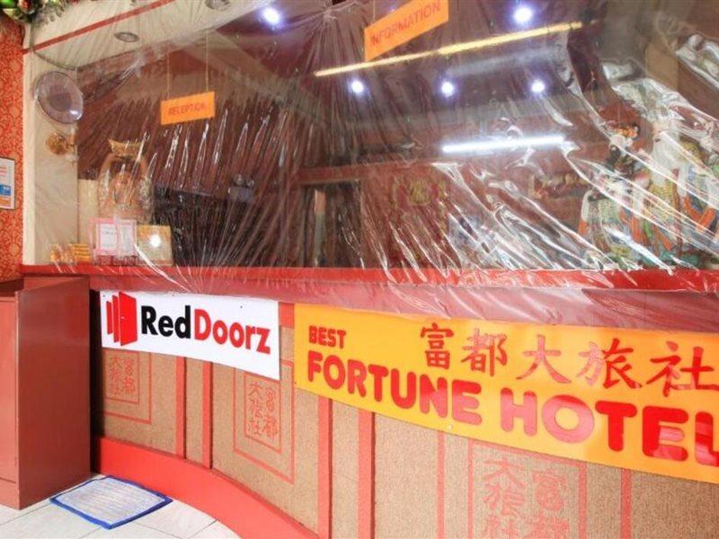 Reddoorz Plus @ Chinatown Binondo Манила Экстерьер фото