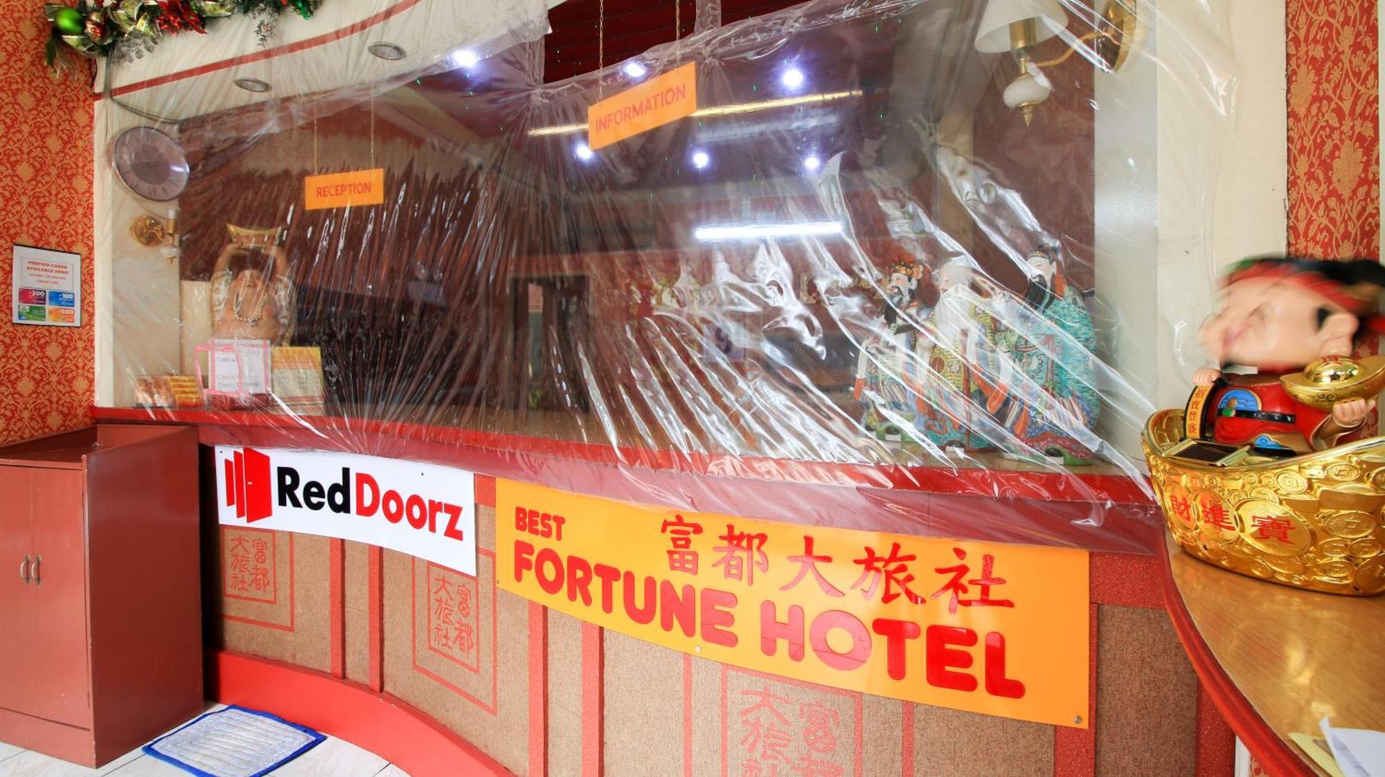 Reddoorz Plus @ Chinatown Binondo Манила Экстерьер фото