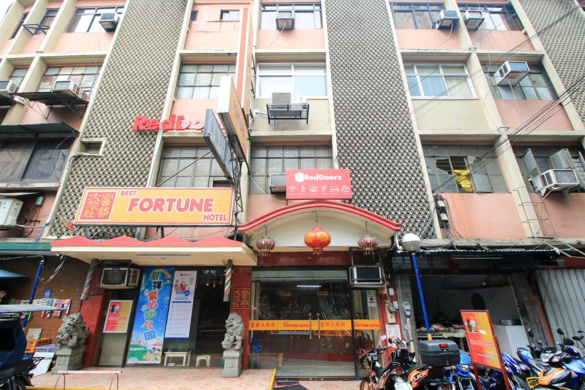 Reddoorz Plus @ Chinatown Binondo Манила Экстерьер фото